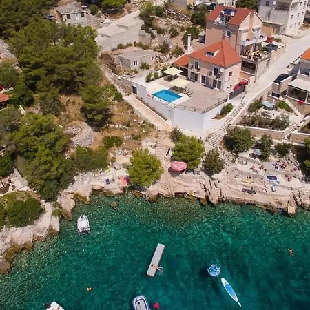 Iva Osibova * Milna (Brac)